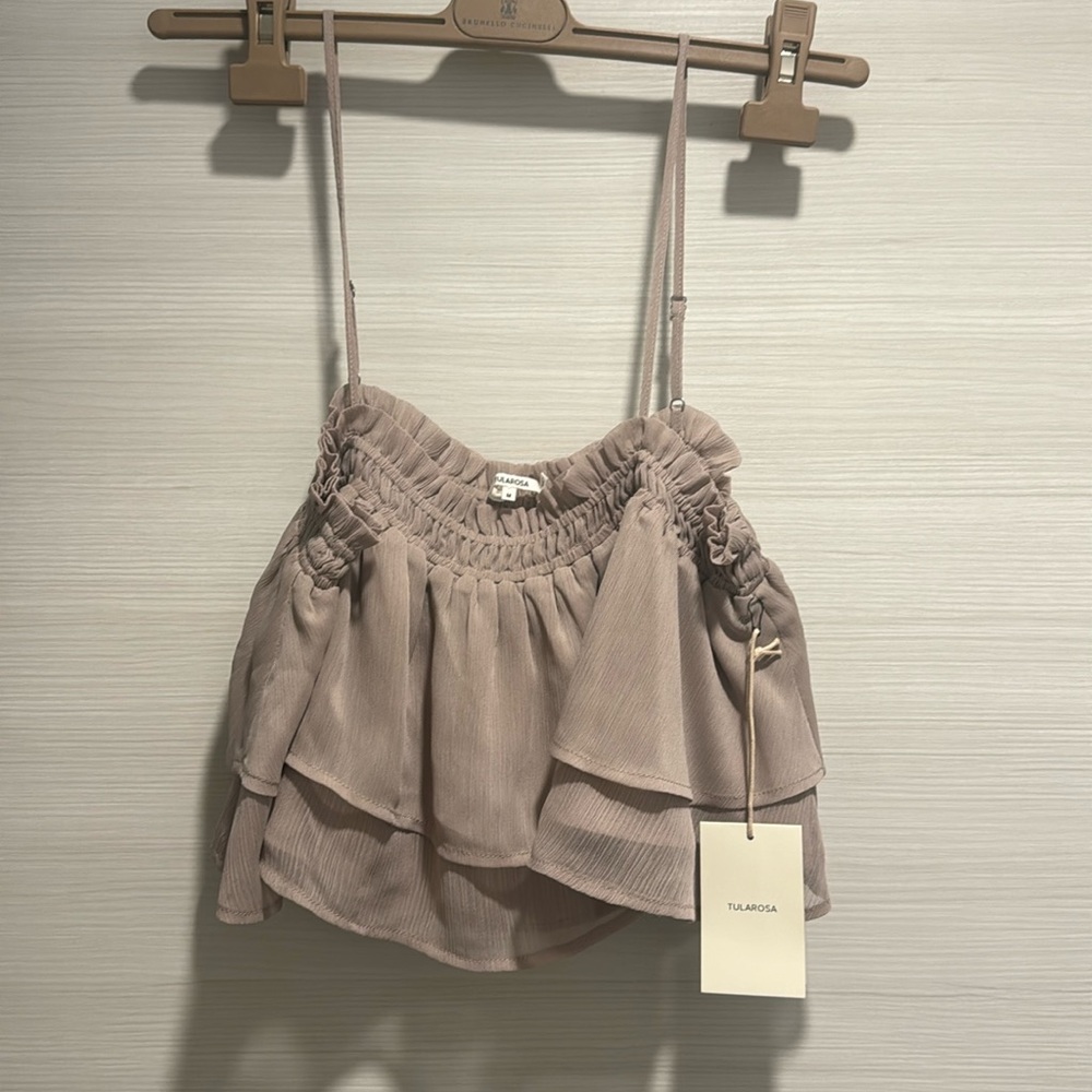 Tularosa top NWT Medium
